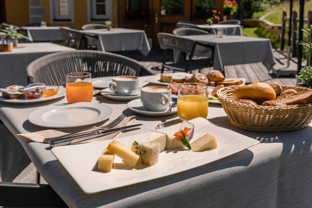 Hotel Villa Waldheim Сан Кандидо Екстериор снимка