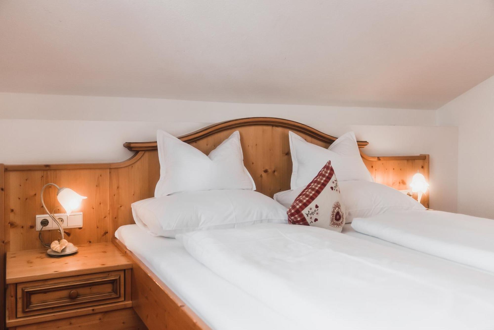 Hotel Villa Waldheim Сан Кандидо Екстериор снимка