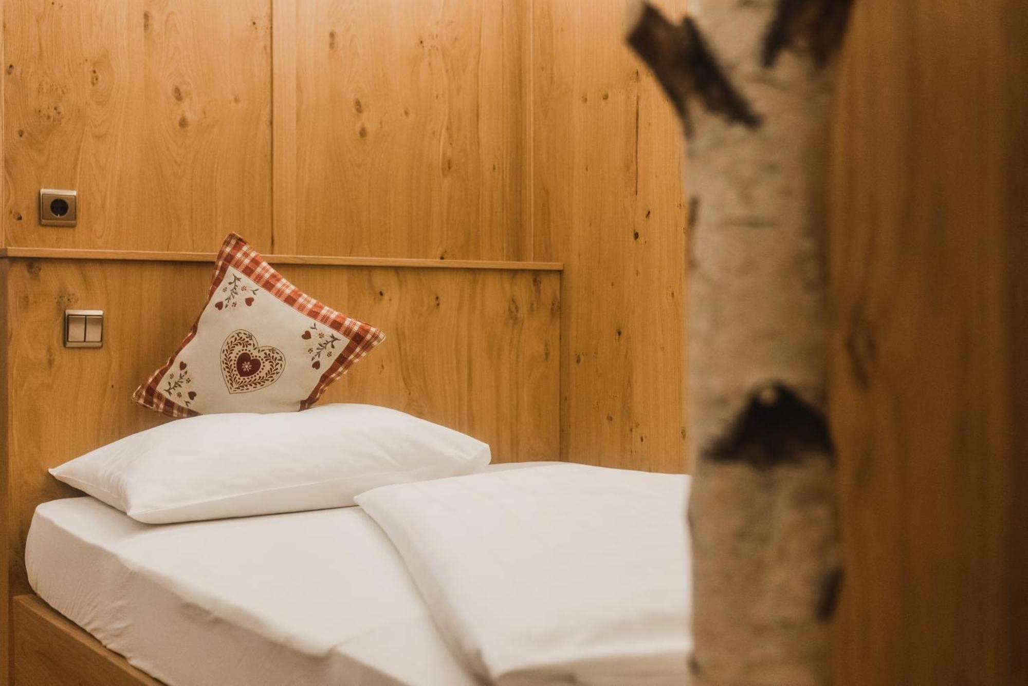 Hotel Villa Waldheim Сан Кандидо Екстериор снимка